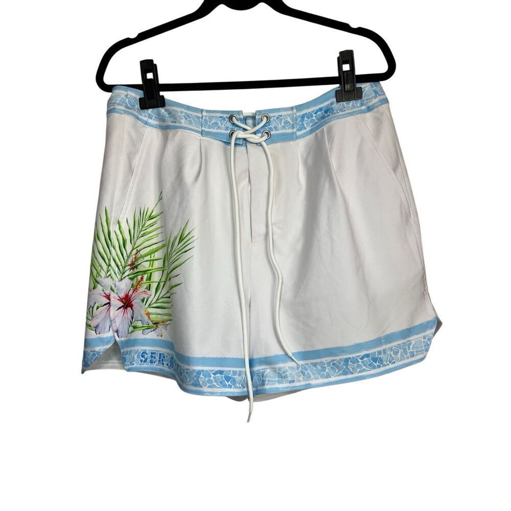 Revolve SER.O.YA Board Shorts Mens Large White Blue Floral Swim Trunks NWOT